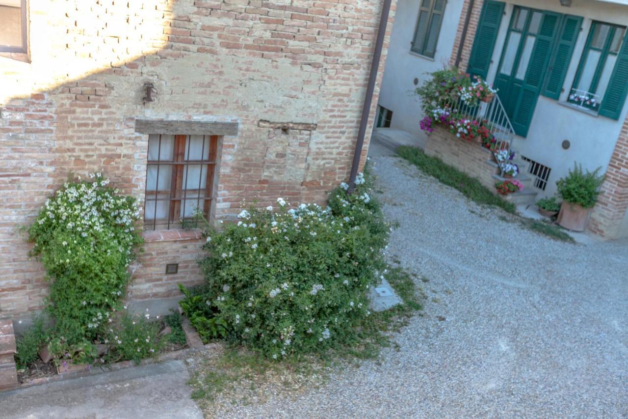 Apartamento Al Centro del Borgo Guarene Exterior foto